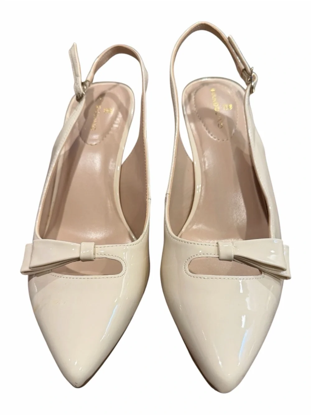 Bandolino chic pointed